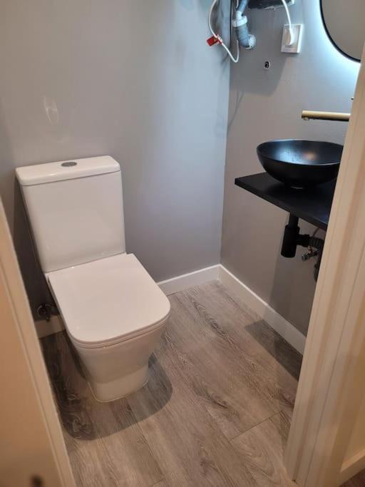 Piso Boutique A Un Minuto Del Casco Viejo Apartman Bilbao Kültér fotó