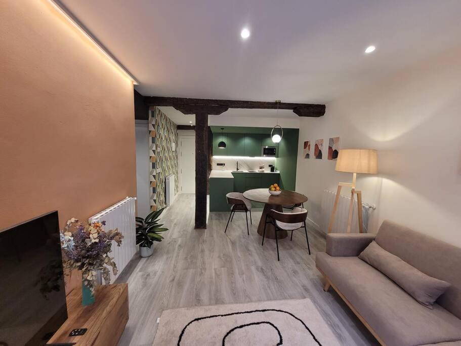 Piso Boutique A Un Minuto Del Casco Viejo Apartman Bilbao Kültér fotó
